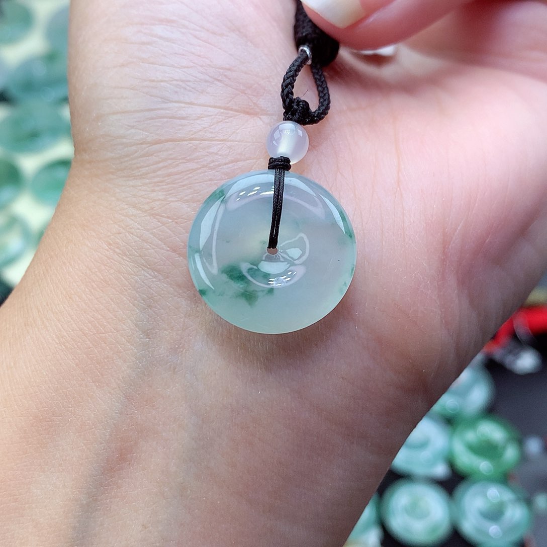 翡翠颈饰未镶嵌49尺寸19.6-5.2