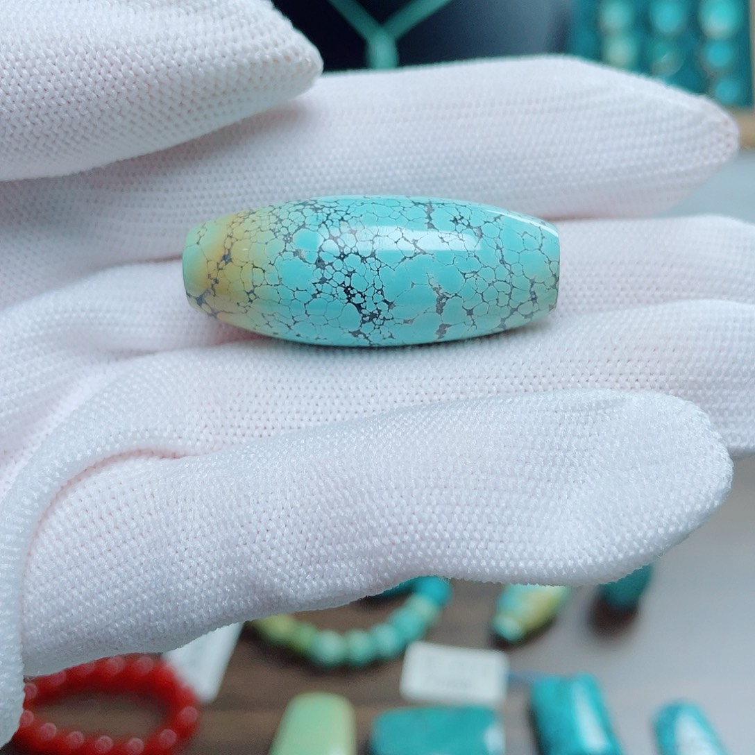 燕***声未镶嵌绿松石珠宝奇石