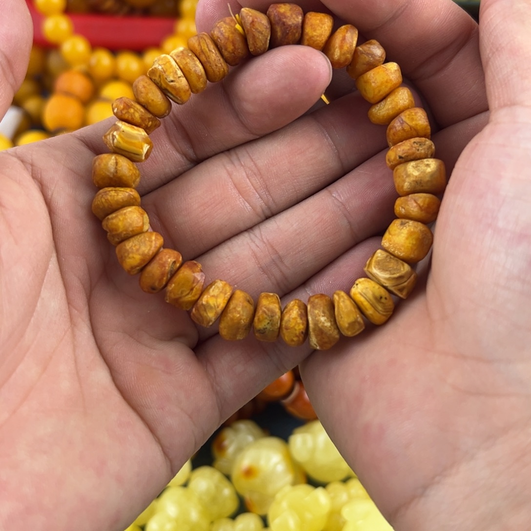 琥珀未镶嵌珠宝奇石