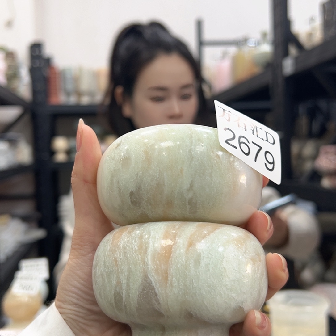 石材2679………………两个