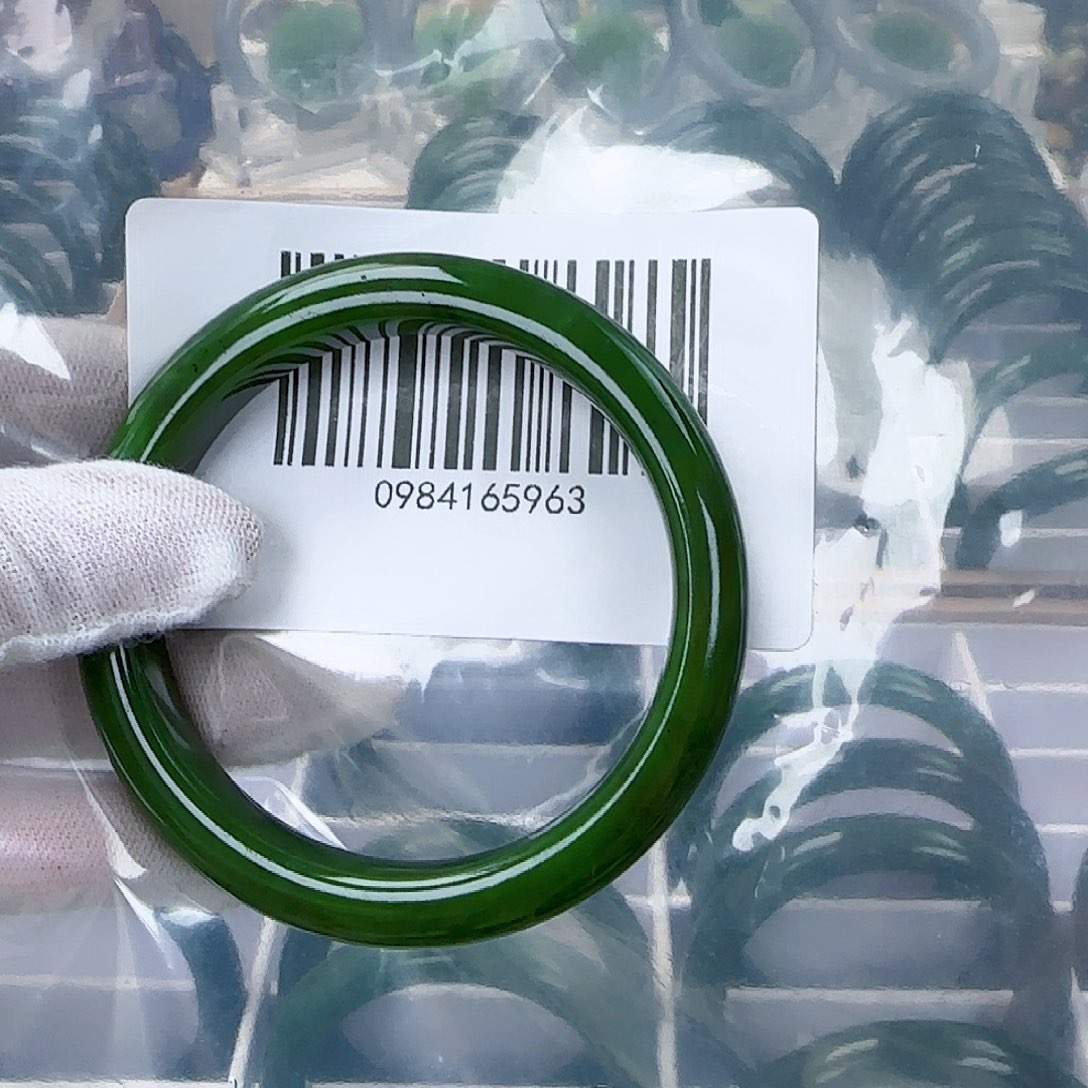 和田玉（碧玉）手镯未镶嵌58