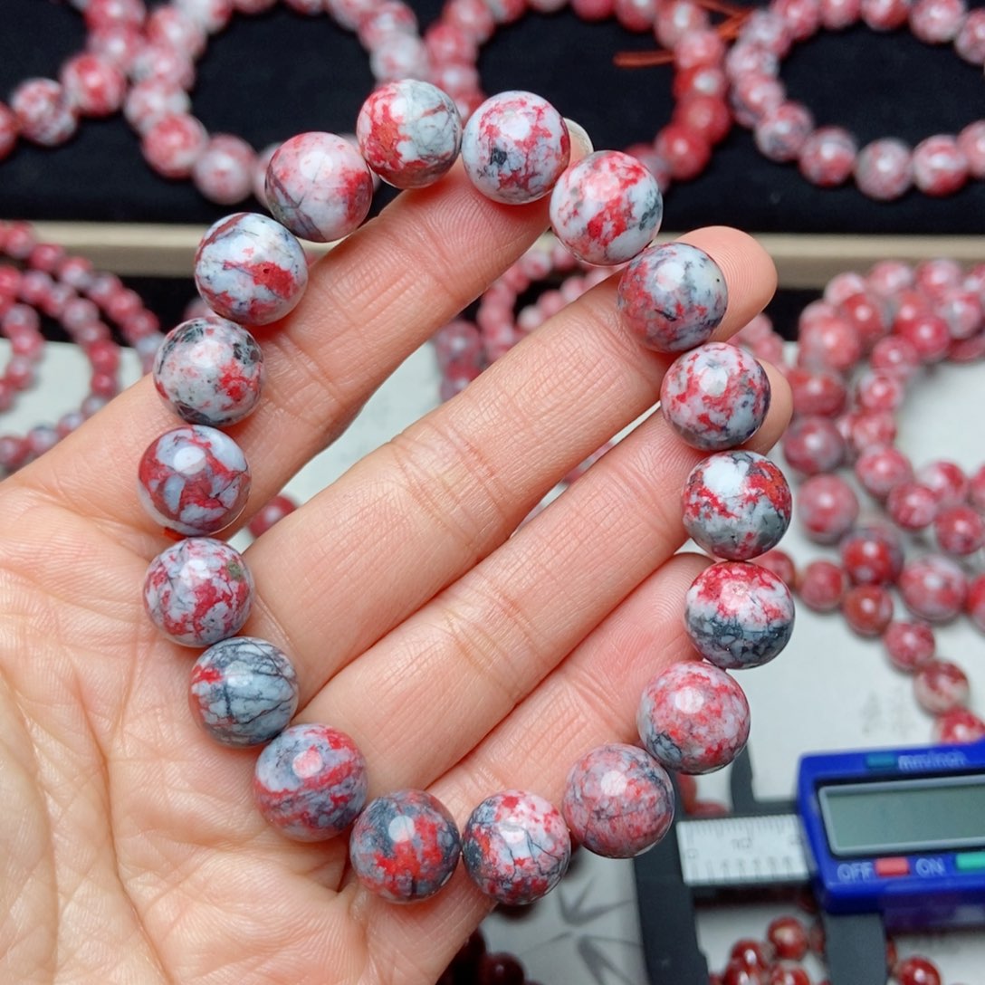 天然辰砂朱砂原石卡11.6