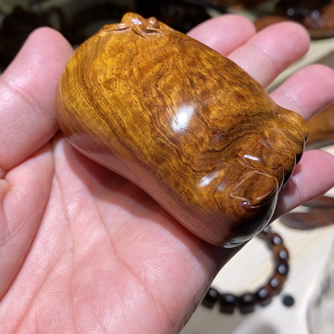 【闪购商品】黄花梨/降香黄檀把件爱*手把件