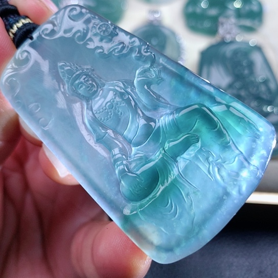 【闪购商品】翡翠颈饰未镶嵌天然翡翠