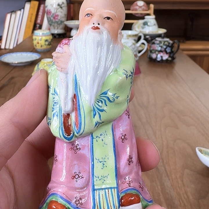 碗C****陶哈哈哈哈哈哈哈