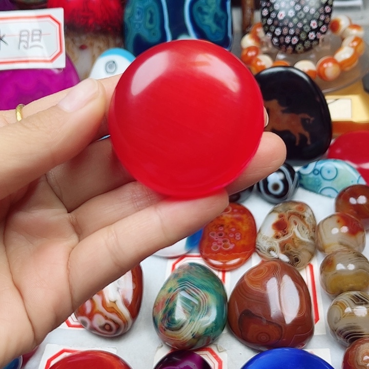 玛瑙/玉髓未镶嵌珠宝奇石