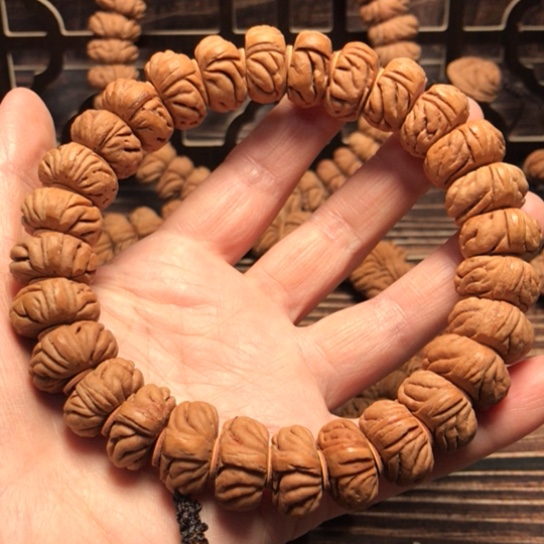 桃核手串金鱼肚手持182810