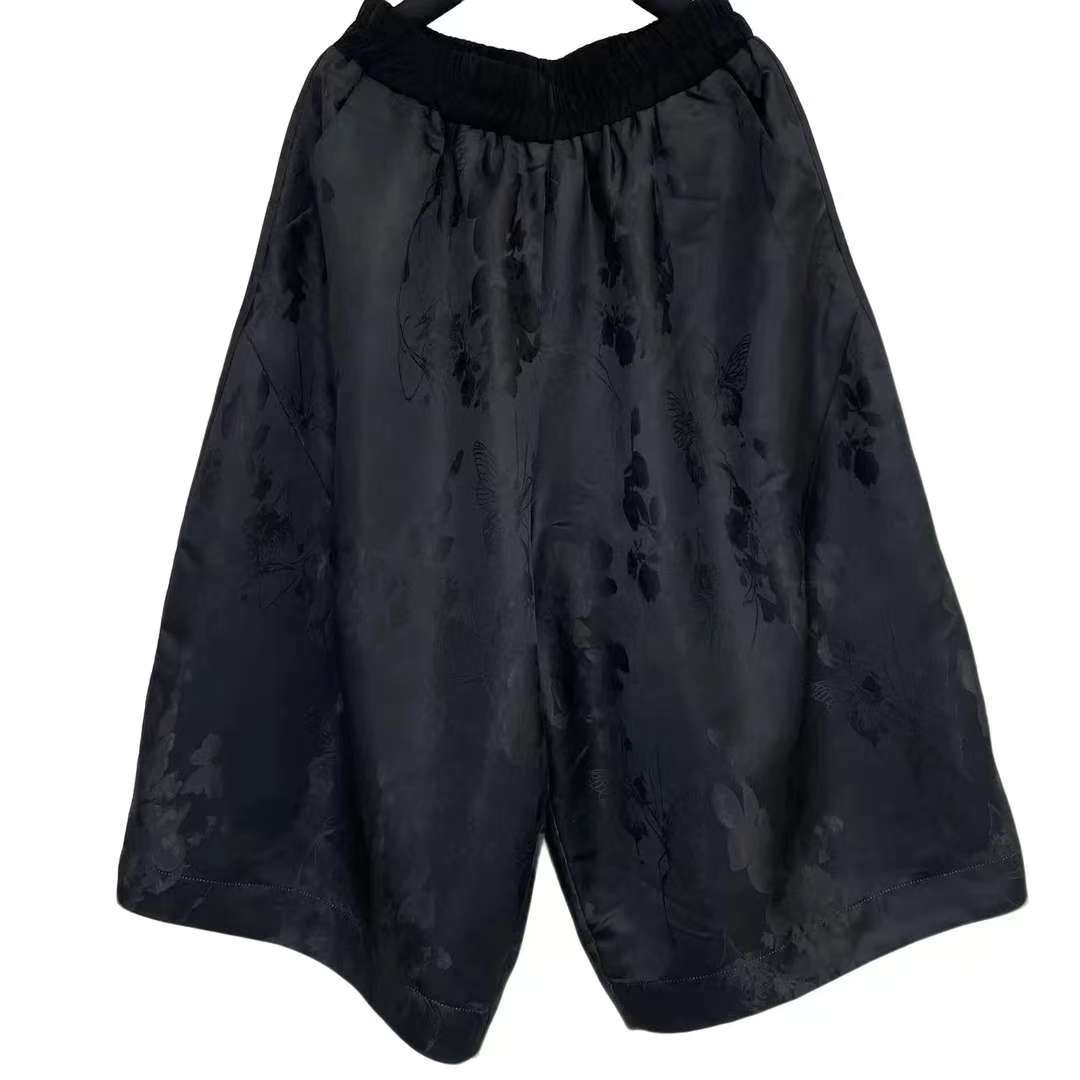 恬小霓（玲玲姐精选）2488/黑色/暗花蝶影/松紧腰/八分裤/时尚