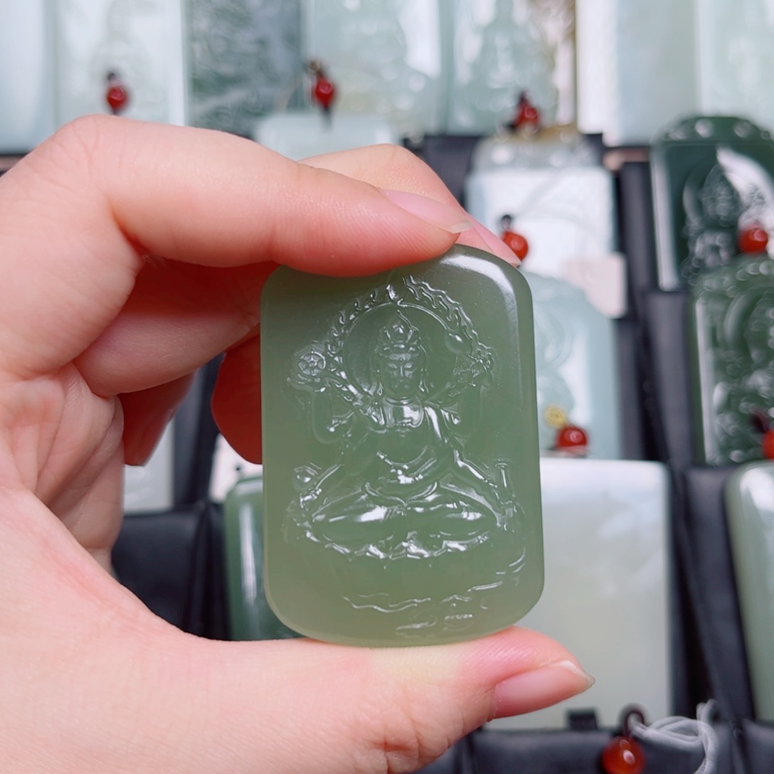 和田玉未镶嵌挂件