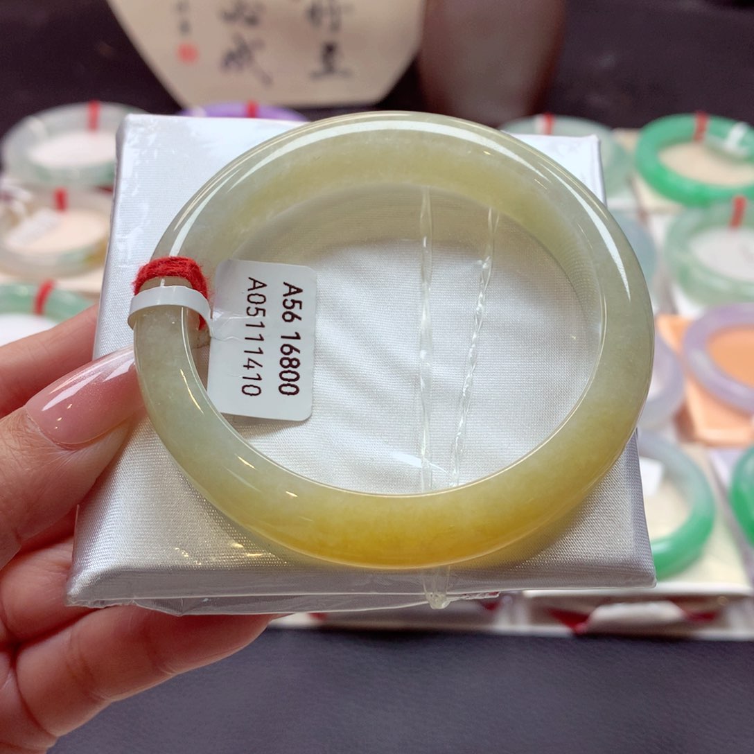翡翠手镯未镶嵌正圈56.6（5号）89