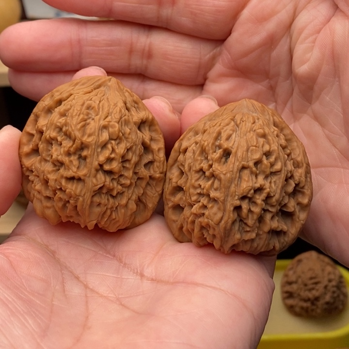 吊坠文玩核桃三角高炮毕业42尺2031