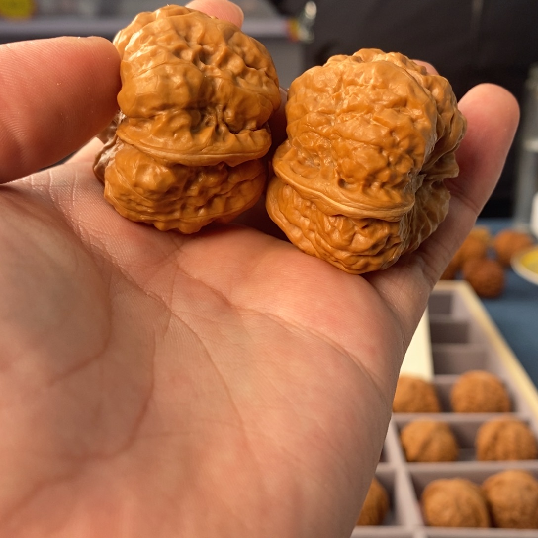 C***c文玩核桃把件微修延庆蛤蟆头38