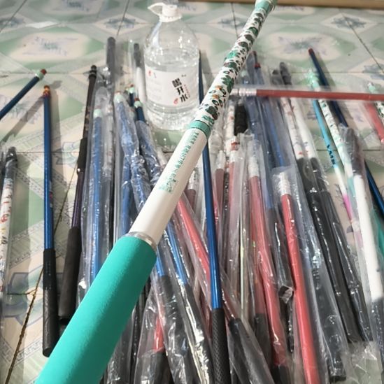 青衣抄网杆瑕疵2.4米