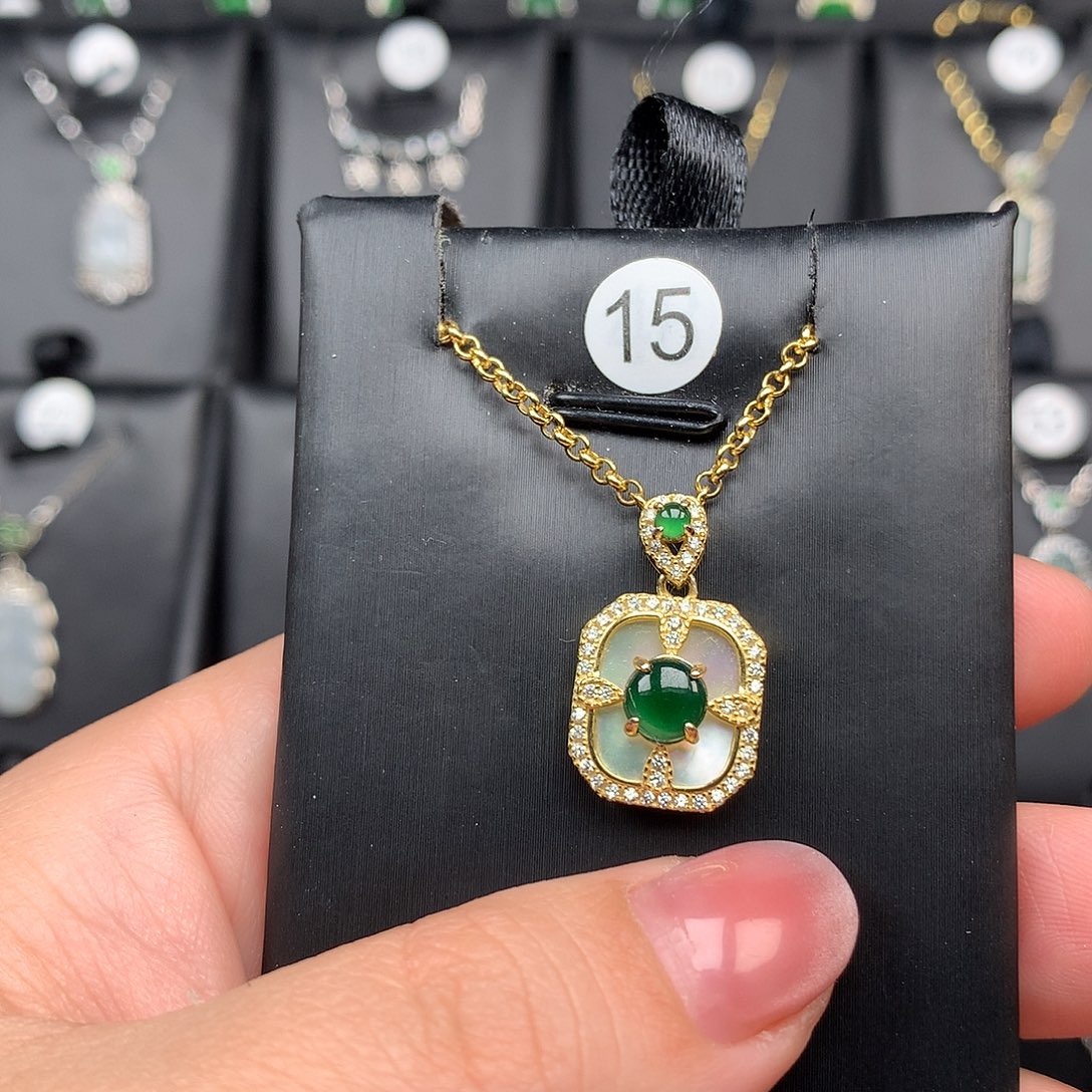 翡翠颈饰银S925镶嵌项链925