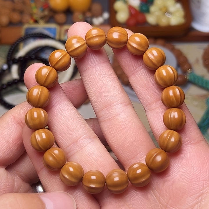 猴头核桃手串猴头雕刻精工小鲨鱼鳍手串单圈