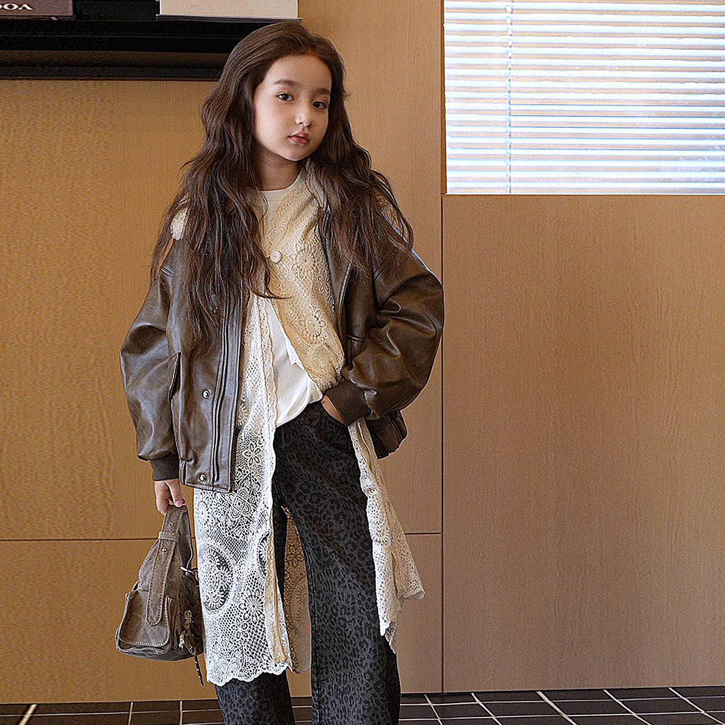 【燕子】2025年秋冬新款中大童装-GZOVTNL25 8100