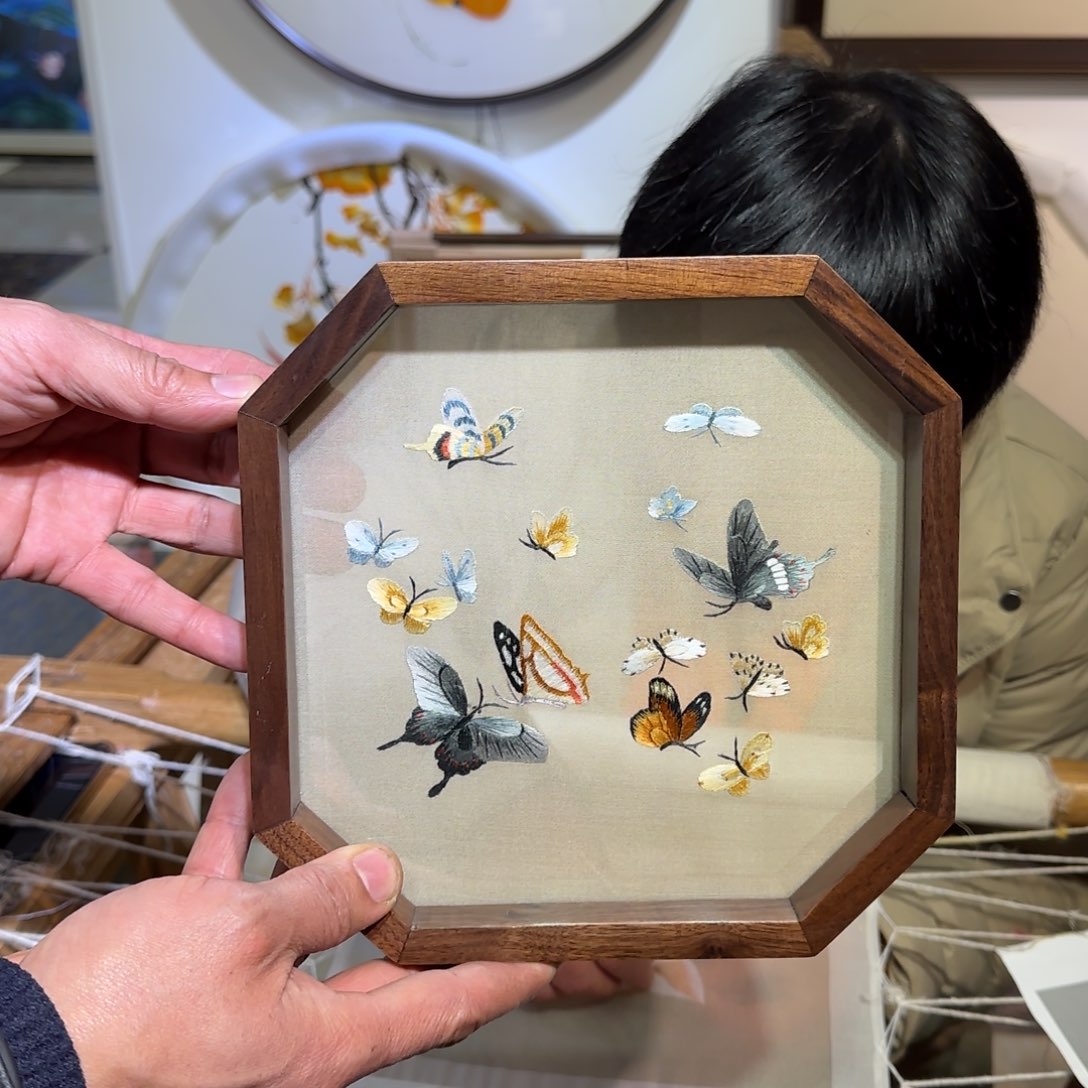 刺绣刺绣工艺精湛