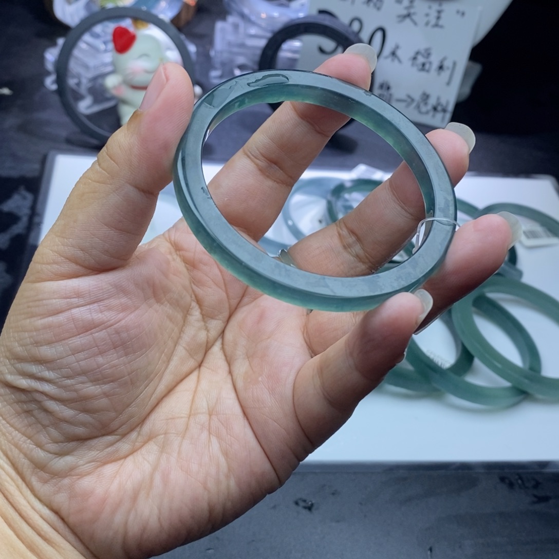 定制翡翠未镶嵌手镯海蓝冰透方条