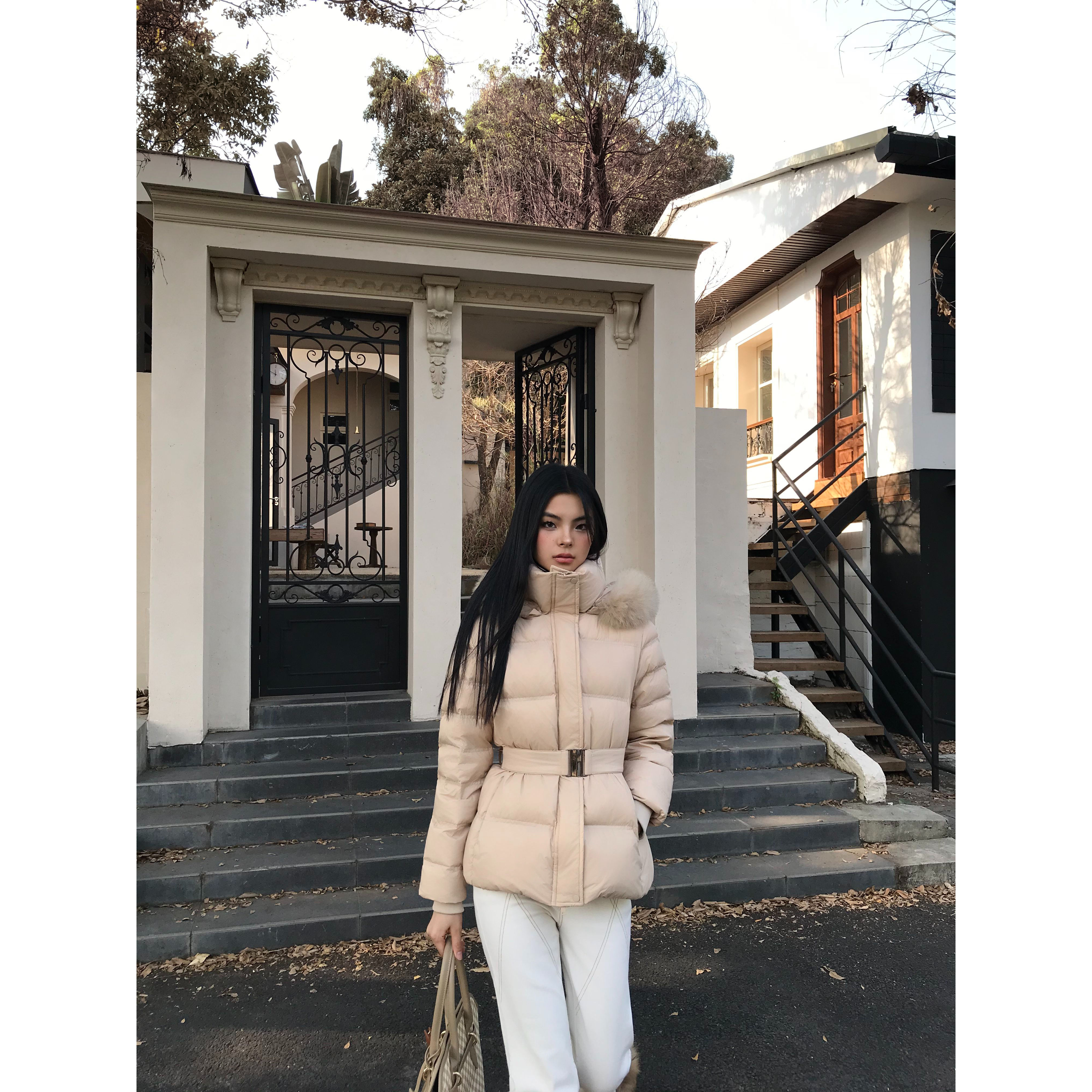 Audwyn新款三防韩版90白鸭绒加厚款真狐狸毛连帽腰带收腰羽绒服