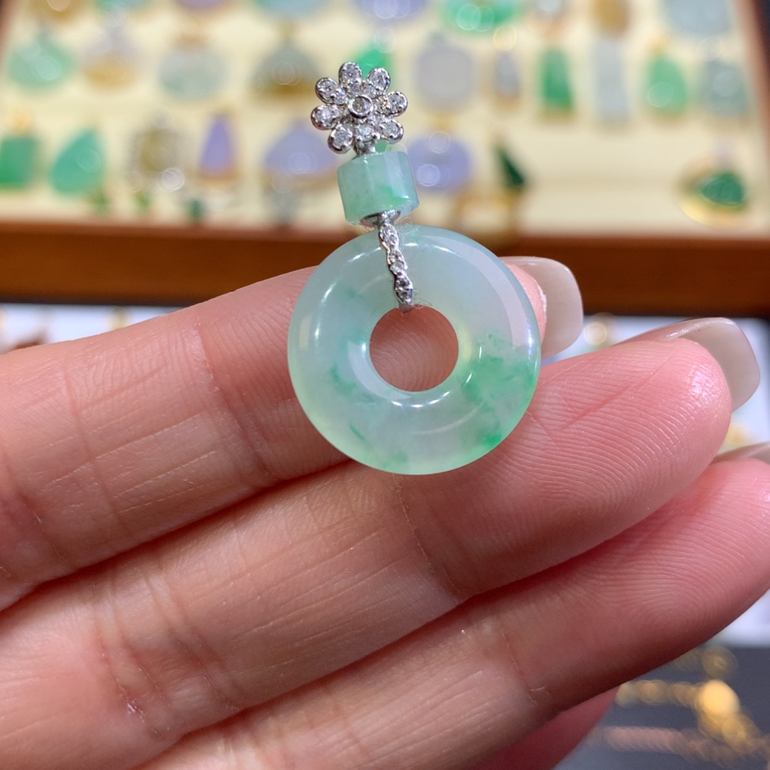 翡翠颈饰18K金镶嵌媛*-