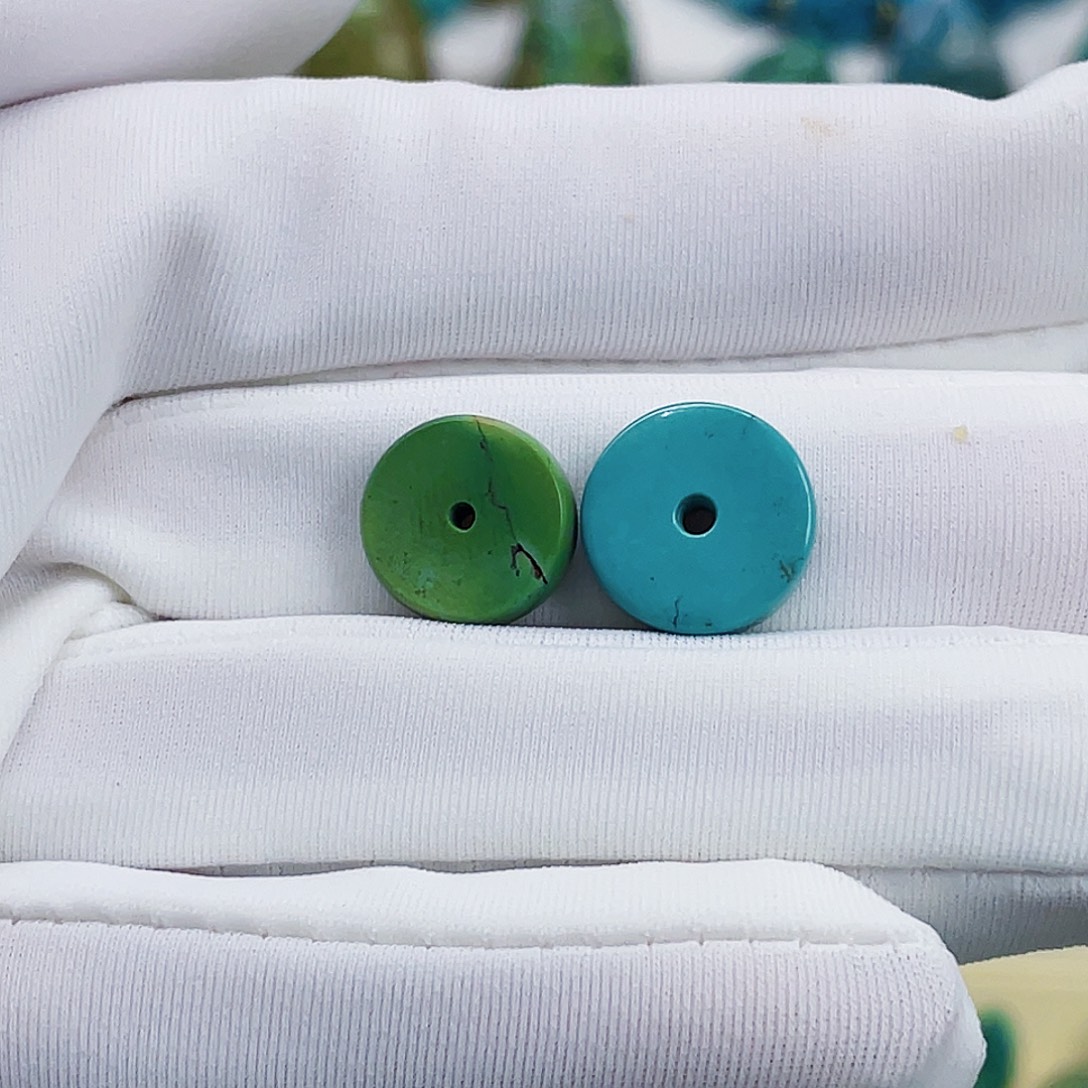 五***夏绿松石未镶嵌颈饰