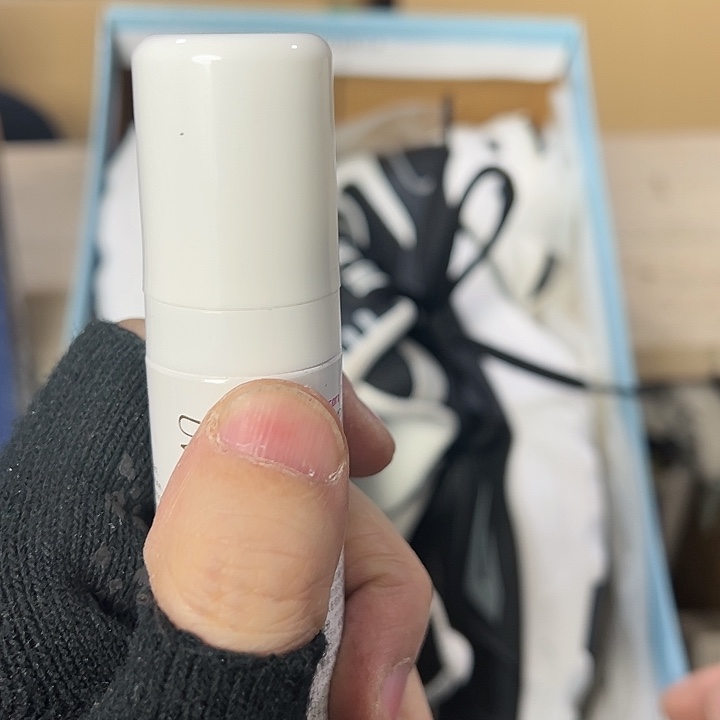 阳***晨你在干嘛呢我在洗衣服呢我