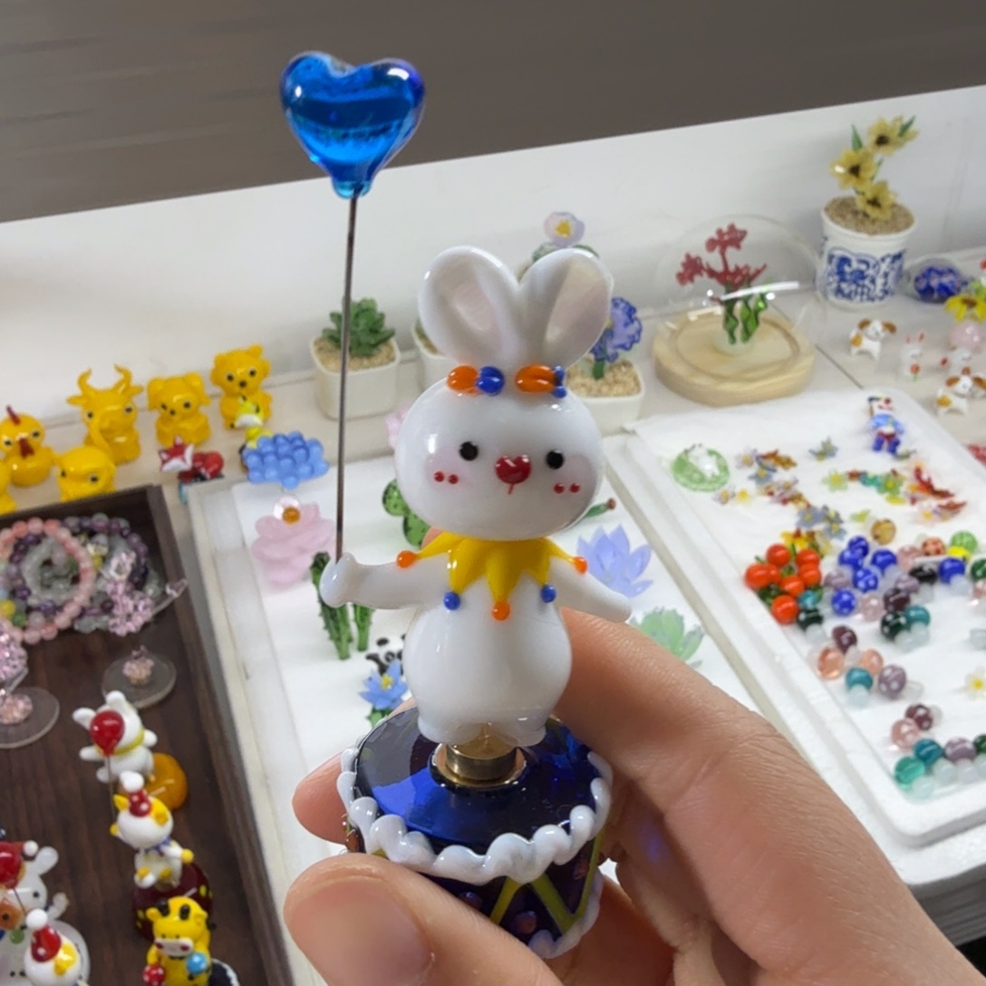 琉璃手工艺品旋转小兔