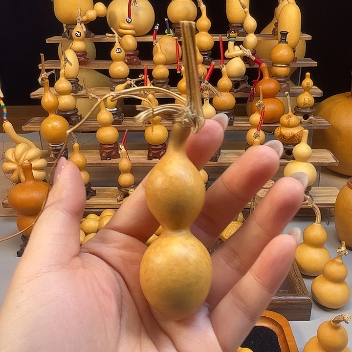 我***！藤手把葫芦不退不换