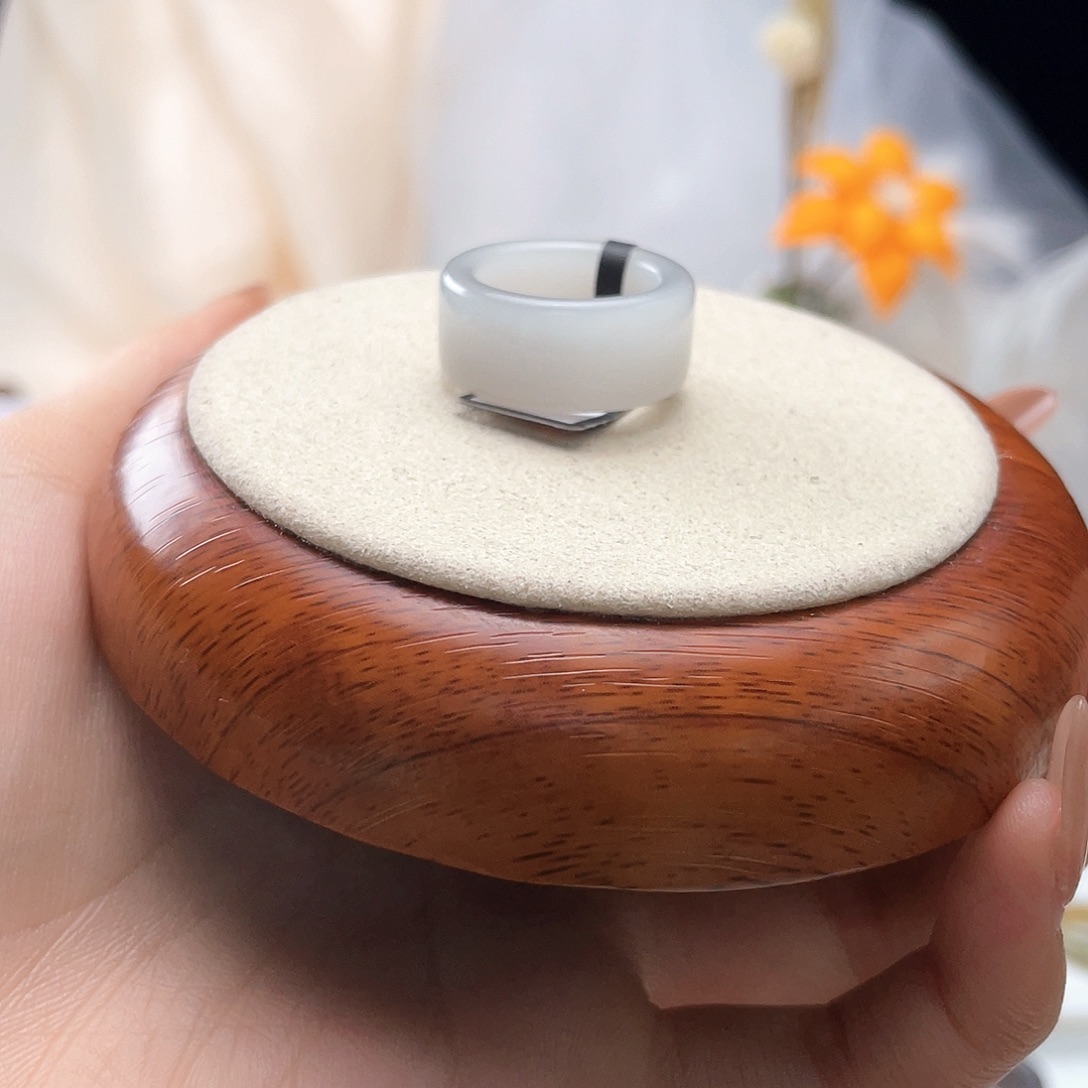 和田玉未镶嵌戒指冰灰白直切v28