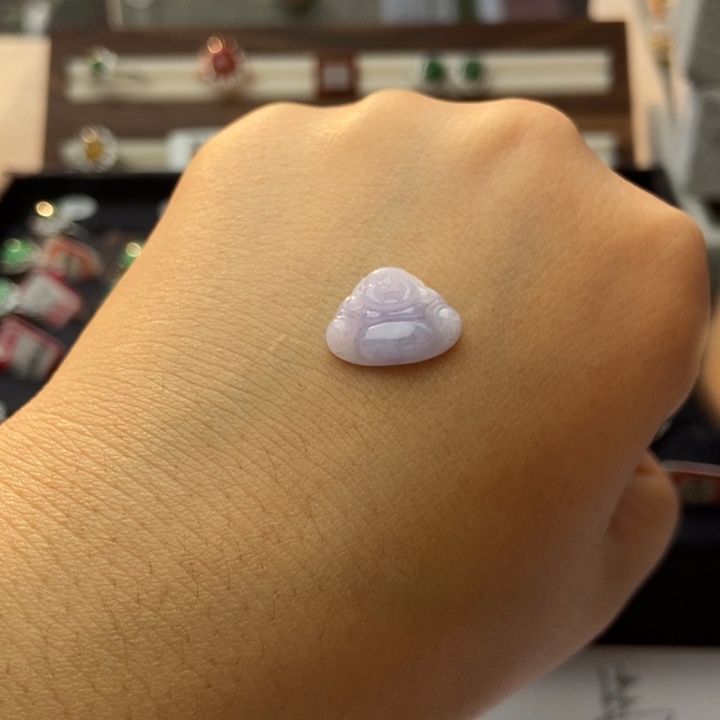 翡翠散珠裸体蛋面