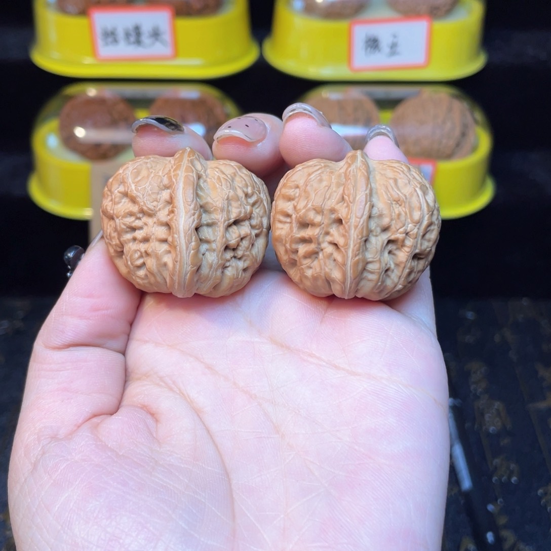 文玩核桃把件元宝35