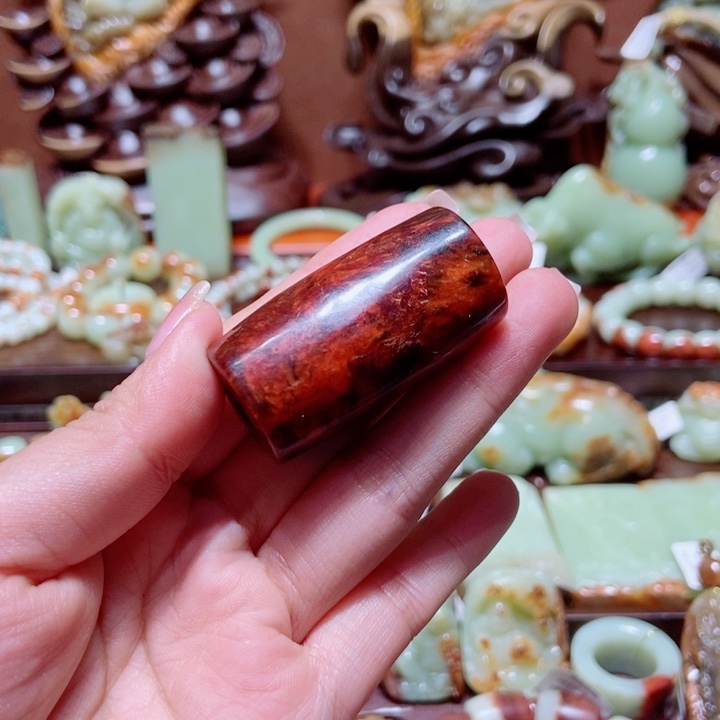 岫岩河磨玉（透闪石质玉）把件未镶嵌
