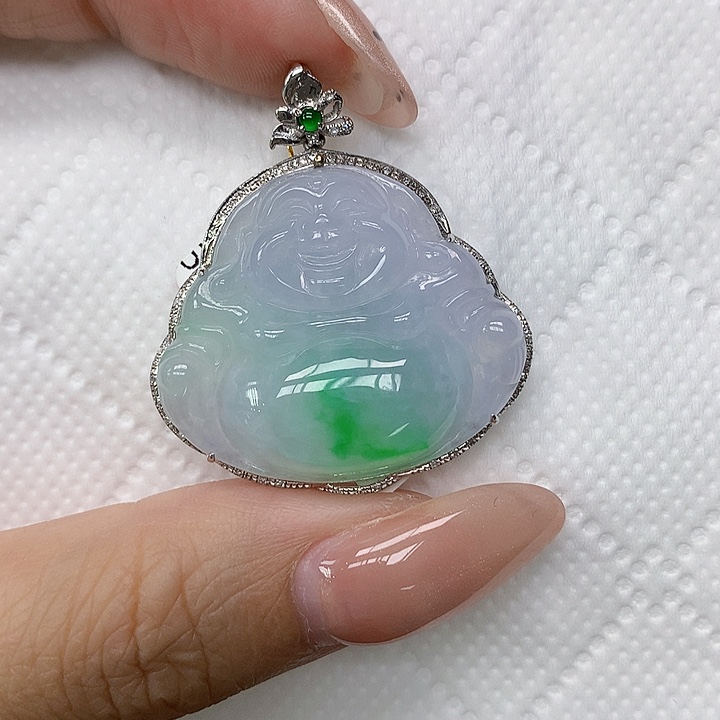 颈饰18K金镶嵌翡翠梦*