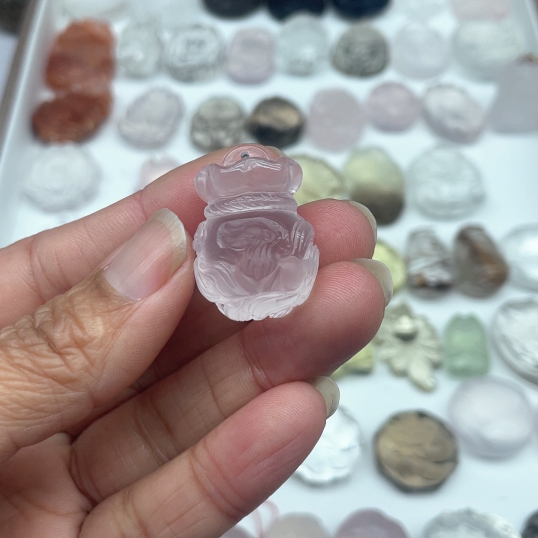 水晶吊坠(不含链)未镶嵌栗***啡