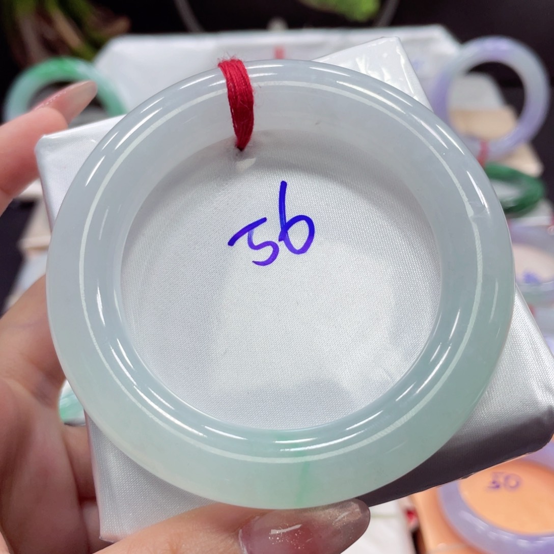 翡翠未镶嵌手镯55.8胖圆