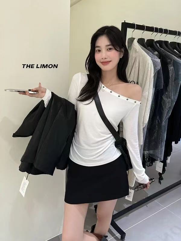 辣妹斜肩铆钉设计感长袖打底-856