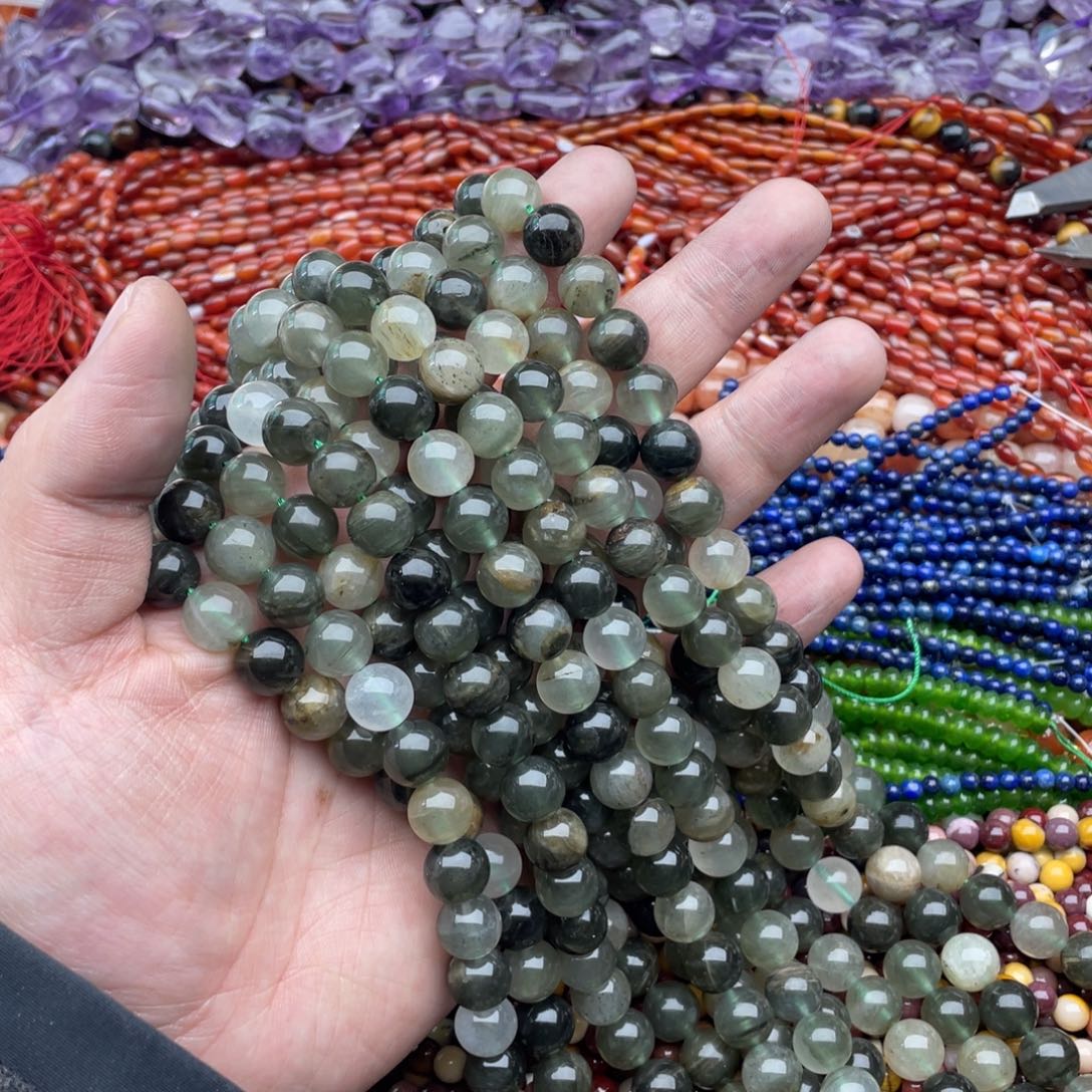 玛瑙/玉髓珠宝半成品未镶嵌一条装10mm绿兔毛圆珠