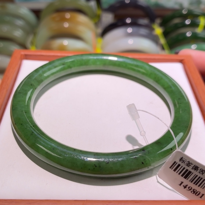 和田玉未镶嵌手镯 61 62