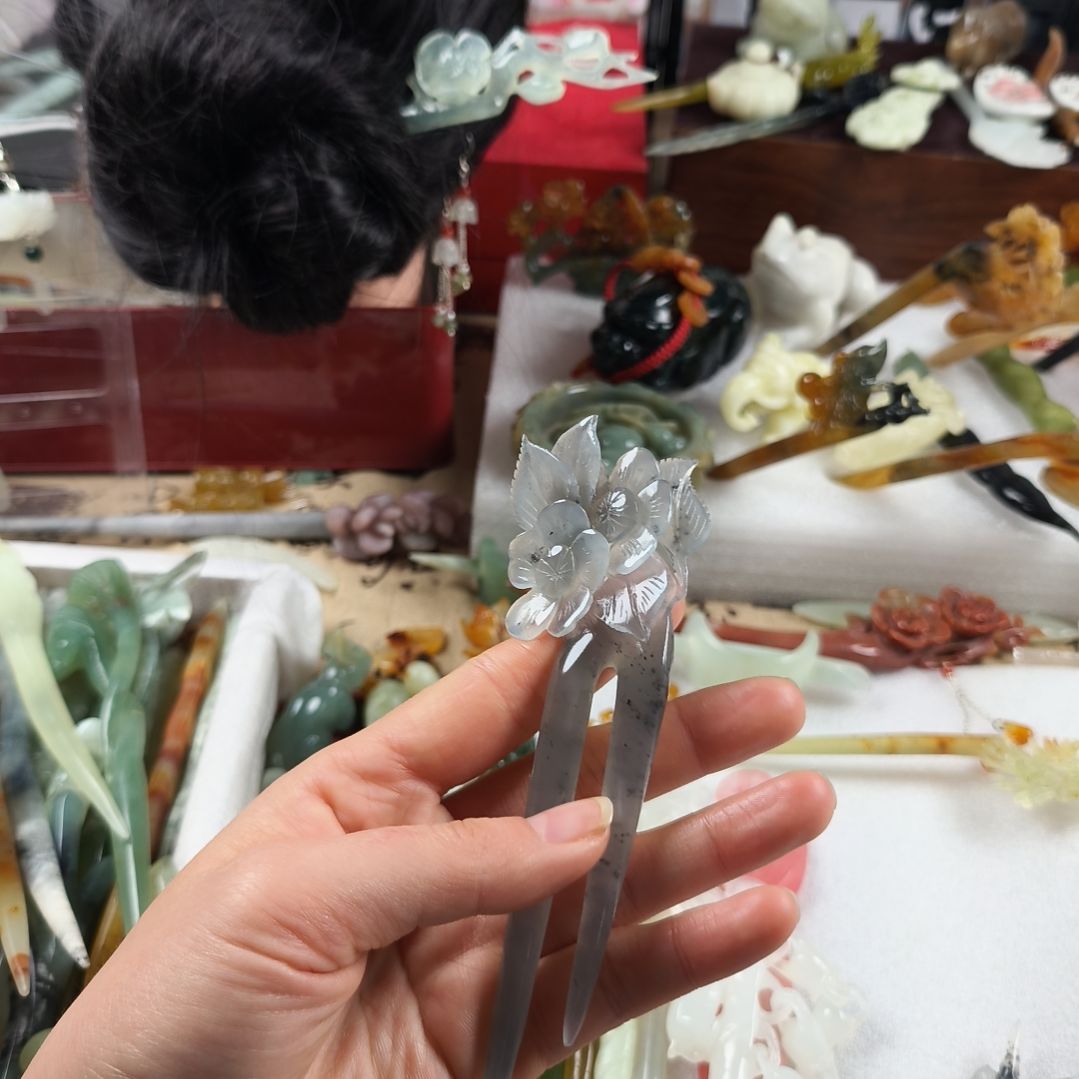 蛇纹石玉发饰合金