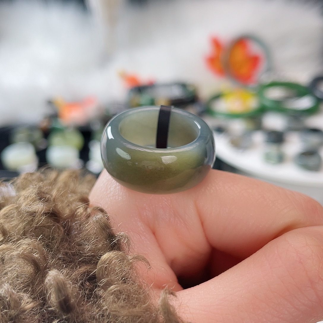 和田玉未镶嵌戒指k101糖青花墩墩18.3mm