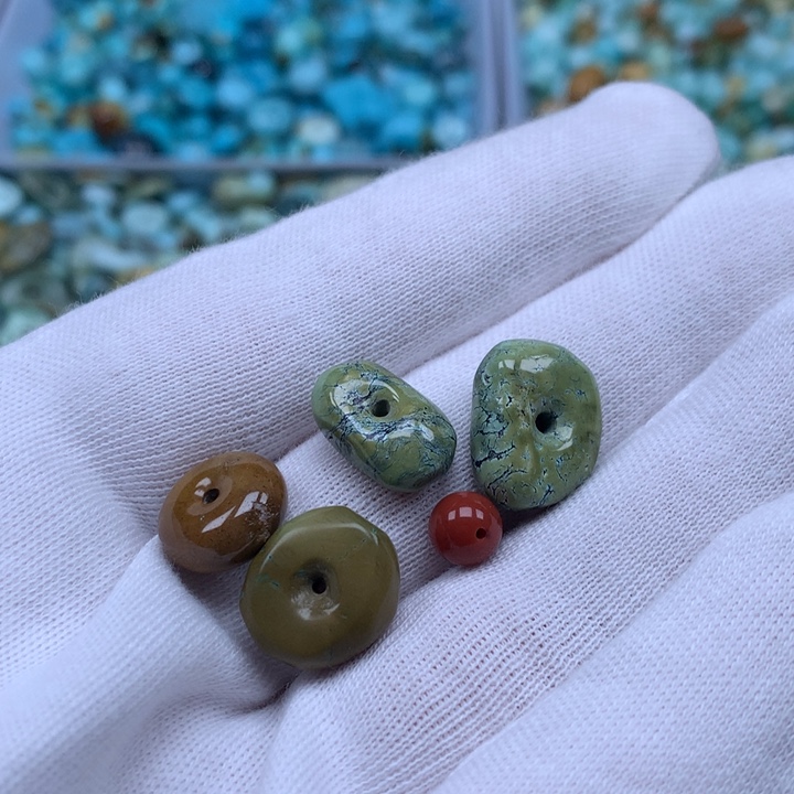 泡***O南红玛瑙未镶嵌珠宝奇石