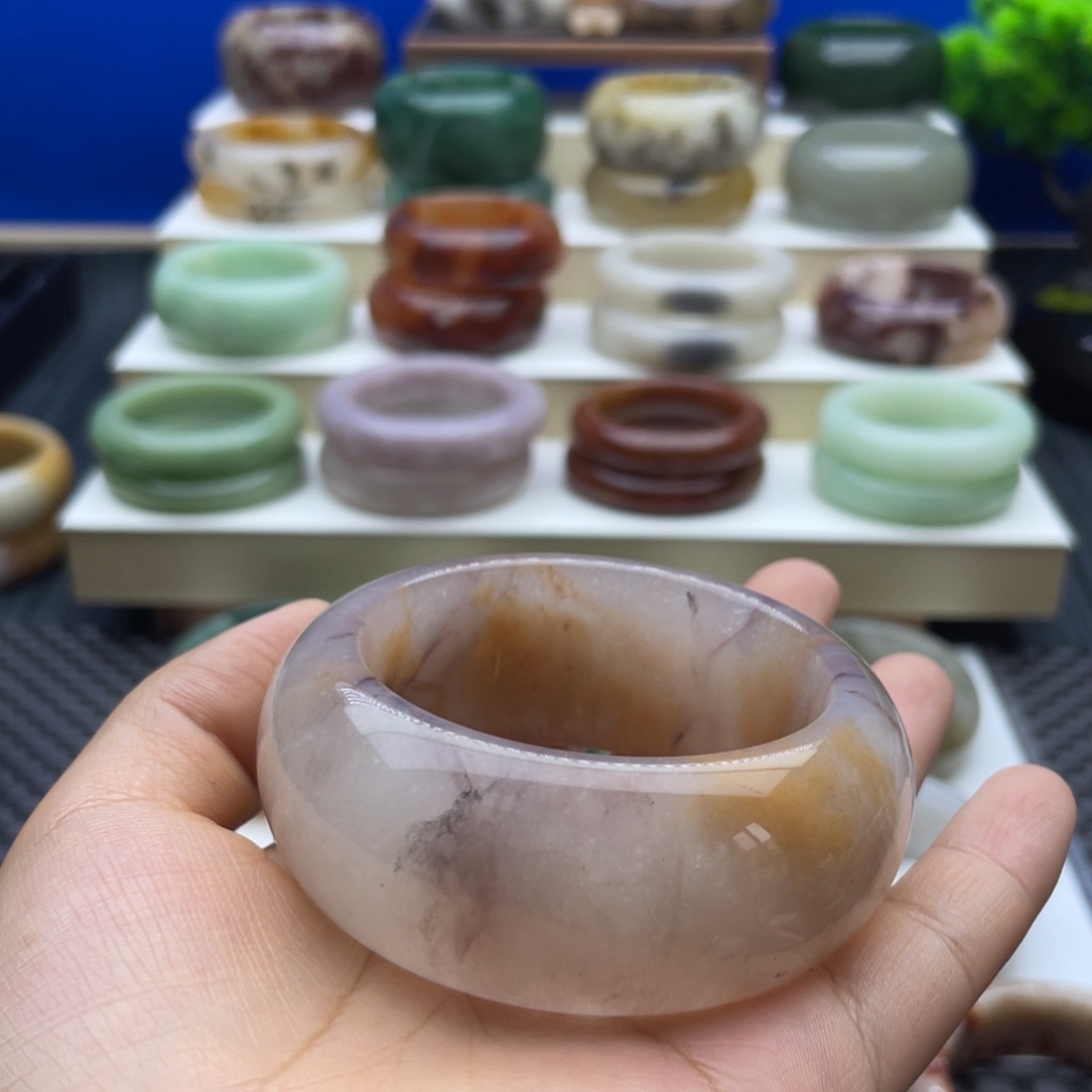 石英质玉手镯未镶嵌幸**乐