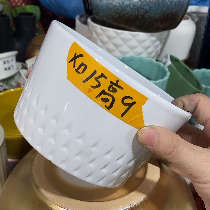 陶瓷花盆有孔 瑕疵介意勿拍 