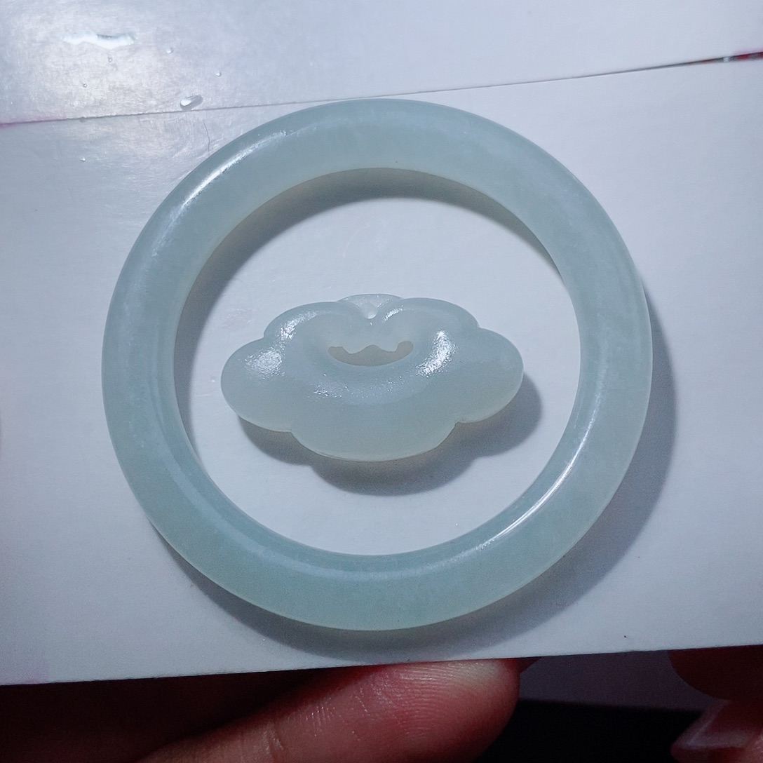 未镶嵌定制翡翠一套价格王炸