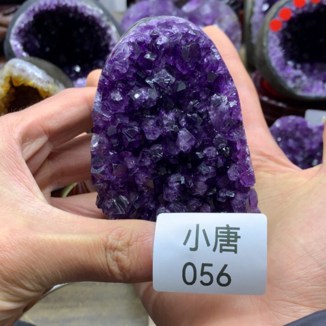 紫晶大型摆件（非配饰）未镶嵌