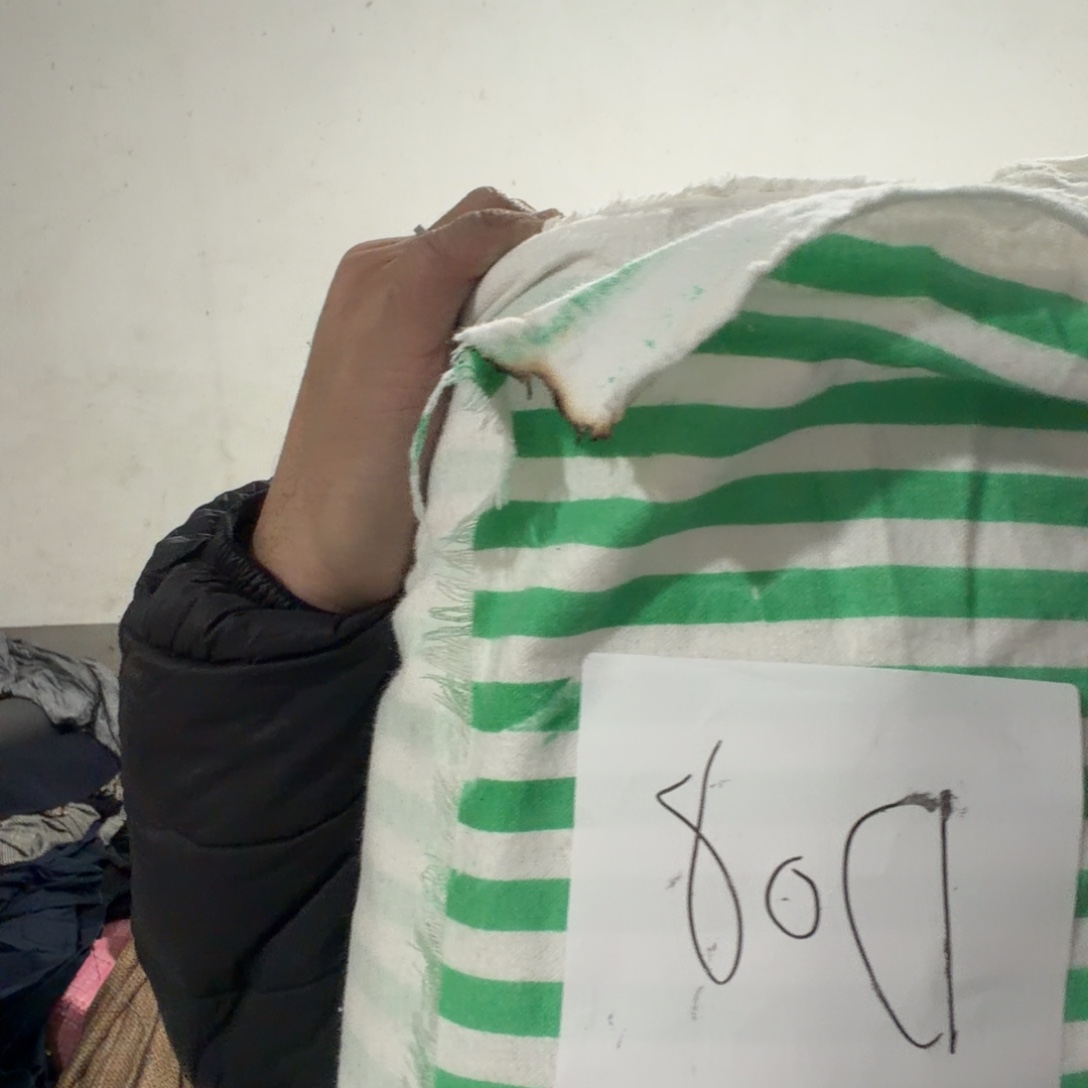 四米一份全棉磨毛D08。 