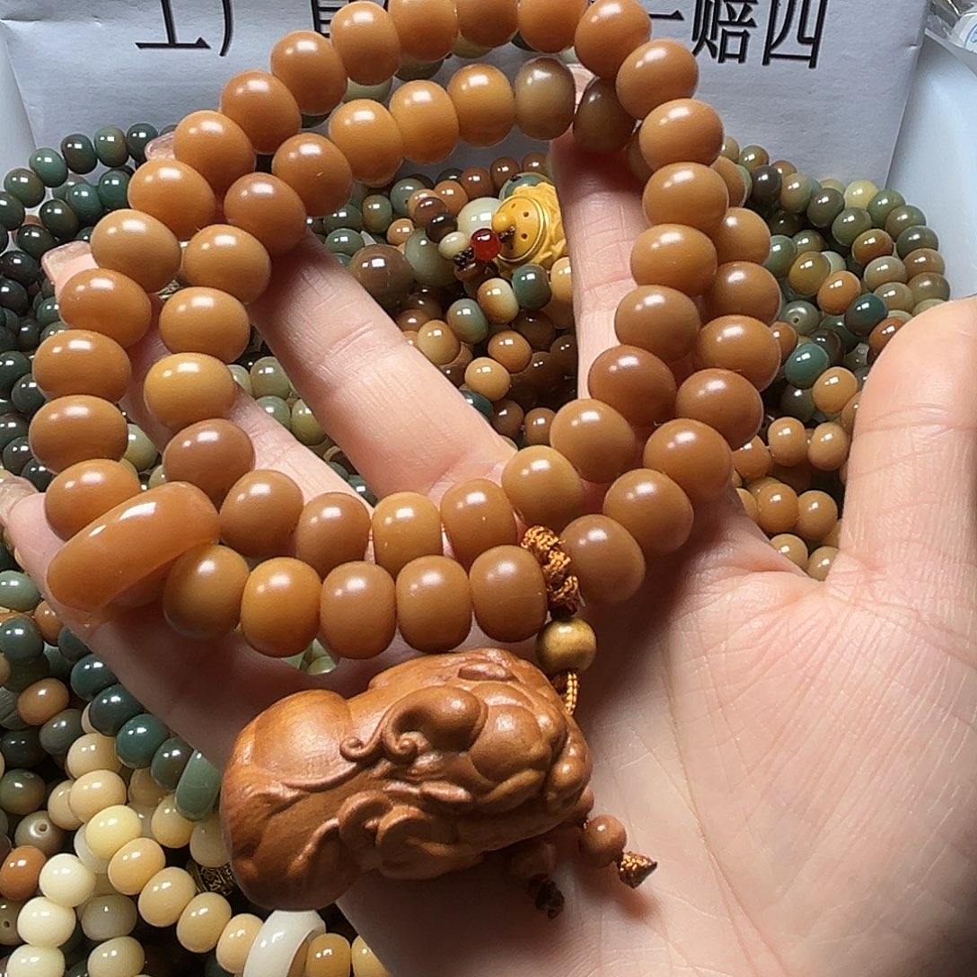 吊坠菩提根/象牙果