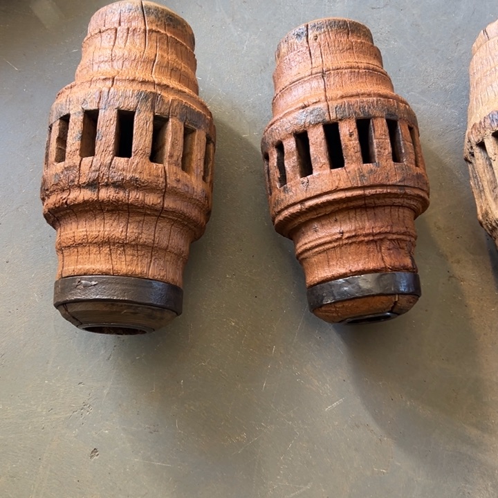 乔****地风化铁栎木小墩子