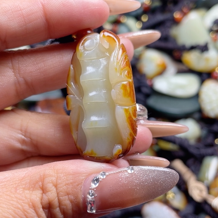 和田玉颈饰未镶嵌