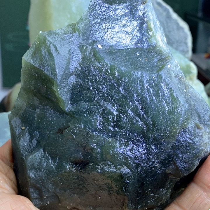 蛇纹石玉珠宝岫玉原石未镶嵌